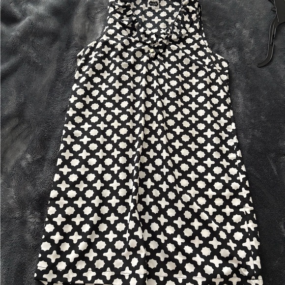 Mud Pie Dresses & Skirts - MudPie Whitney Ruffle Dress in Black and White Size Large